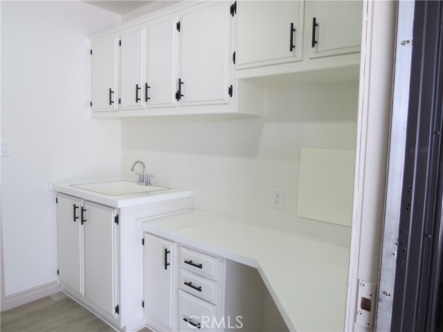 601 N Kirby Street, Hemet CA: https://media.crmls.org/medias/f9888503-f965-47ff-836c-a06f25e49bc3.jpg