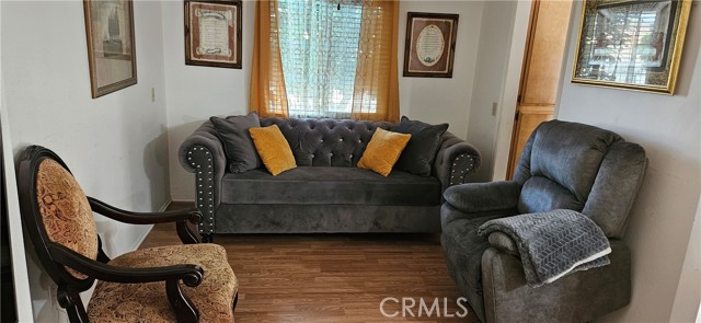 Detail Gallery Image 8 of 26 For 2431 El Rancho Cir, Hemet,  CA 92545 - 2 Beds | 2 Baths