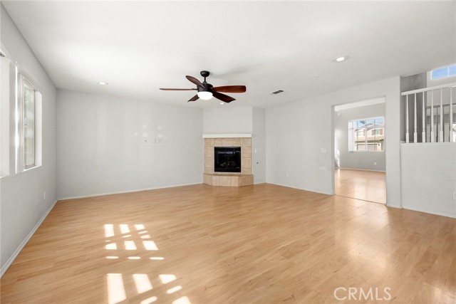 Detail Gallery Image 8 of 32 For 12351 Mesa Grove Dr, Riverside,  CA 92503 - 4 Beds | 3 Baths