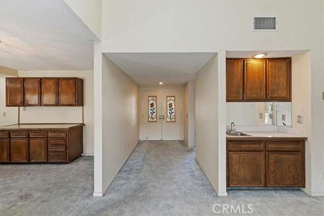 Detail Gallery Image 4 of 23 For 1825 Flame Tree Way, Hemet,  CA 92545 - 3 Beds | 2 Baths