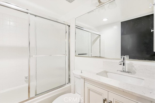 23467 Park Sorrento, Calabasas CA: https://media.crmls.org/medias/f98b2c6f-af9f-4c78-8910-409158018821.jpg