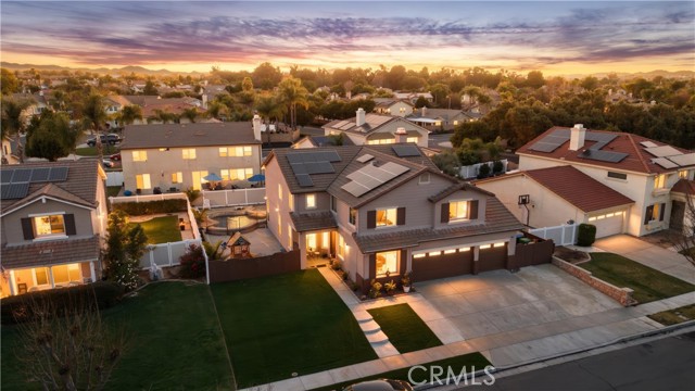 Detail Gallery Image 2 of 33 For 33671 Marigold, Murrieta,  CA 92563 - 5 Beds | 3 Baths