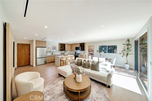 Detail Gallery Image 2 of 42 For 22500 Baltar, West Hills,  CA 91304 - 4 Beds | 3 Baths