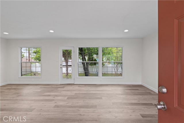 10947 Mather Avenue photo 5