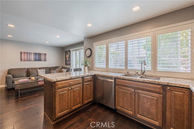 Detail Gallery Image 15 of 51 For 19322 Archfield Ln, Huntington Beach,  CA 92648 - 3 Beds | 2/1 Baths