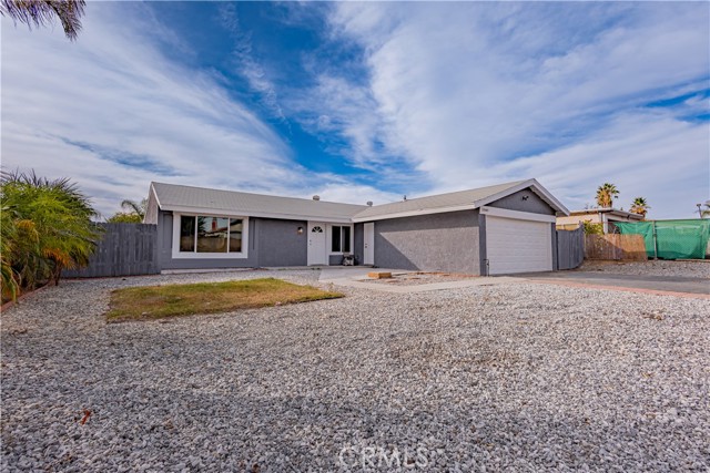 Detail Gallery Image 3 of 22 For 12685 Kitching, Moreno Valley,  CA 92553 - 4 Beds | 2 Baths