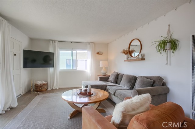 Detail Gallery Image 5 of 44 For 142 Avenida Pelayo a,  San Clemente,  CA 92672 - 2 Beds | 1 Baths