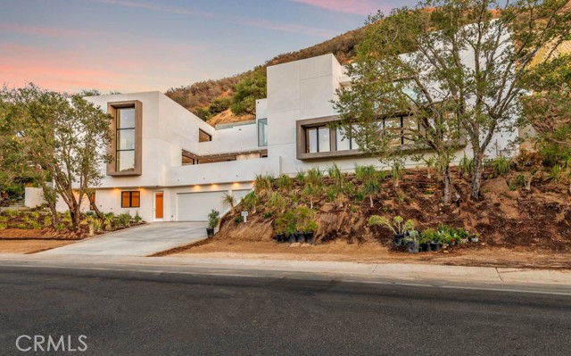 158 Bell Canyon Road, Bell Canyon CA: https://media.crmls.org/medias/f98effe8-11f7-4a1f-92e2-ddc22fbba185.jpg