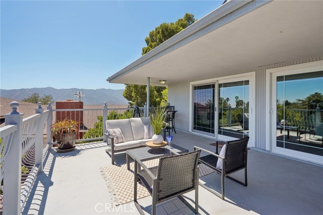 Detail Gallery Image 30 of 41 For 4527 Leata Ln, La Canada Flintridge,  CA 91011 - 2 Beds | 2 Baths