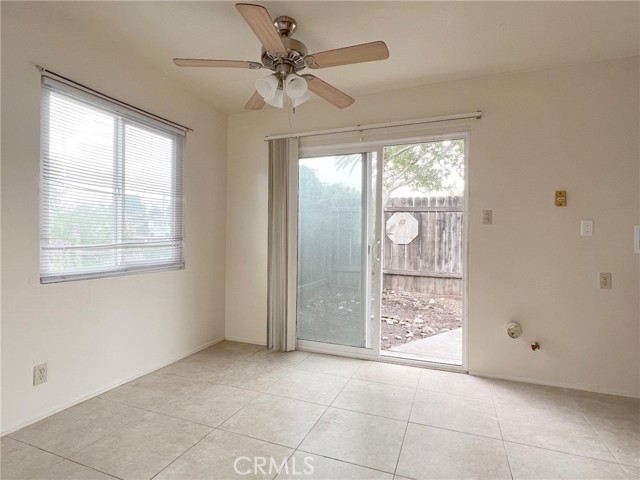 284 N Palm Avenue, Upland CA: https://media.crmls.org/medias/f98f9c1a-a1d6-4e71-adc9-58f9afaaf7e2.jpg