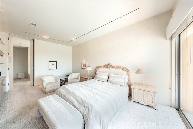 10272 Overhill Drive, North Tustin CA: https://media.crmls.org/medias/f98fb664-0c91-4215-b87d-a053b2425101.jpg