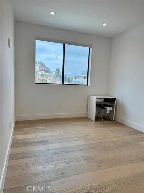 Detail Gallery Image 31 of 54 For 4336 N Serene Pl, Studio City,  CA 91604 - 3 Beds | 2/1 Baths