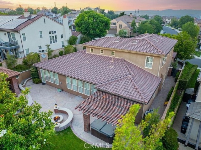 26052 Shadow Rock Lane, Valencia CA: https://media.crmls.org/medias/f9908ac1-68dd-4ca3-91b9-812d8e502dfd.jpg