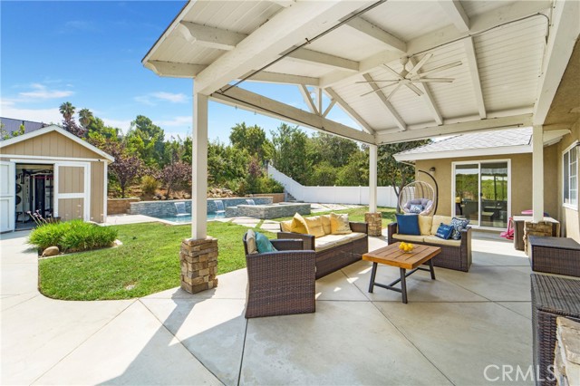 19622 Crestknoll Drive, Yorba Linda CA: https://media.crmls.org/medias/f990b04c-1929-4123-8e12-53dc98f98a76.jpg