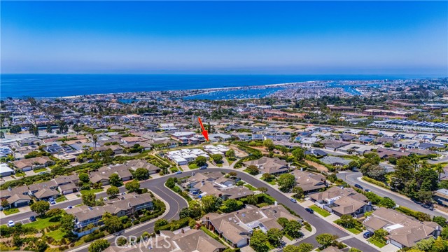 21 Beachcomber Drive, Corona del Mar CA: https://media.crmls.org/medias/f991cfa2-5da3-41bb-a03b-7985efc977d1.jpg
