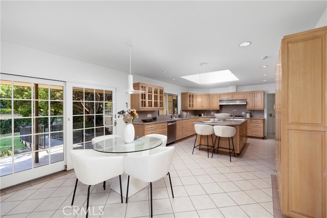 840 W Orange Grove Avenue, Arcadia CA: https://media.crmls.org/medias/f9923ae1-7b7a-46ab-8076-82272465ed99.jpg