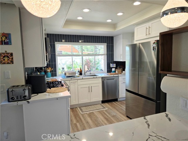 5 Carriage Hill Lane, Laguna Hills CA: https://media.crmls.org/medias/f992d4ad-8b6d-4454-a9a0-1eb99c209f1b.jpg