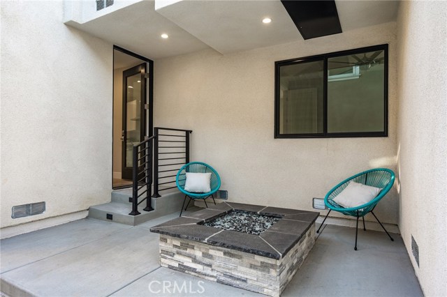 2321 Vanderbilt Lane, Redondo Beach, California 90278, 6 Bedrooms Bedrooms, ,2 BathroomsBathrooms,Residential,Sold,Vanderbilt,CV20231019