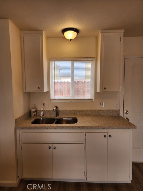 Detail Gallery Image 6 of 12 For 9825 N Loop Bld a,  California City,  CA 93505 - 2 Beds | 1 Baths