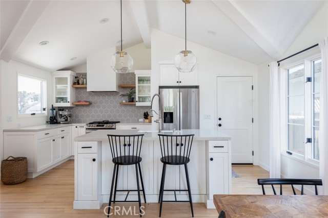 Detail Gallery Image 6 of 28 For 420 Cabrillo St, Costa Mesa,  CA 92627 - 3 Beds | 2 Baths