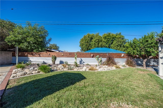 631 North Jansen Avenue photo 31