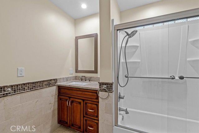 Detail Gallery Image 25 of 31 For 8471 Bedford Motor, Corona,  CA 92883 - 4 Beds | 4 Baths