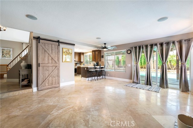1841 Creekside Drive, Hemet CA: https://media.crmls.org/medias/f9965bc4-7619-43e6-b45f-f65b457063bc.jpg