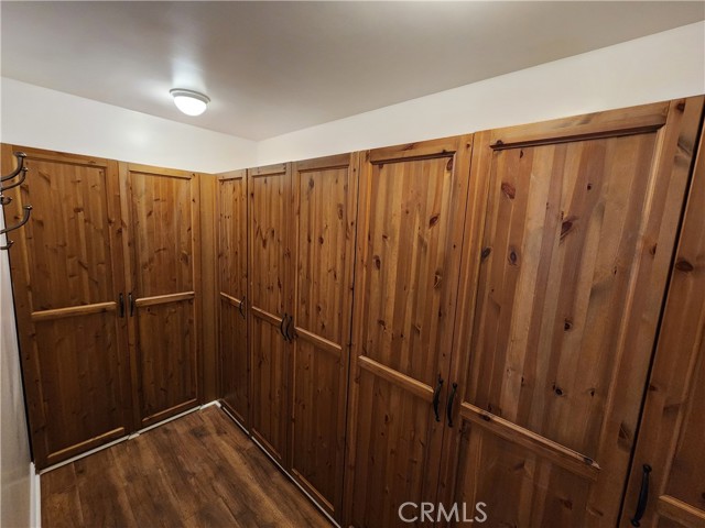 Detail Gallery Image 26 of 34 For 22240 Burton, Canoga Park,  CA 91304 - 4 Beds | 3 Baths