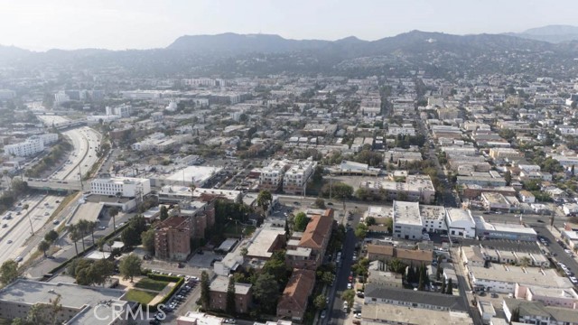 1150 N Kingsley Drive, Los Angeles CA: https://media.crmls.org/medias/f9971afe-c361-4405-9f5c-d78faff246e8.jpg