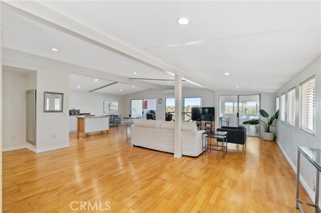 Detail Gallery Image 4 of 38 For 23777 Mulholland Hwy Hwy #62,  Calabasas,  CA 91302 - 4 Beds | 4 Baths