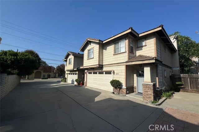 Detail Gallery Image 1 of 11 For 819 W Duarte Rd, Monrovia,  CA 91016 - 4 Beds | 2/1 Baths