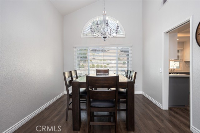 Detail Gallery Image 7 of 27 For 10352 Desert Star St, Moreno Valley,  CA 92557 - 4 Beds | 2/1 Baths