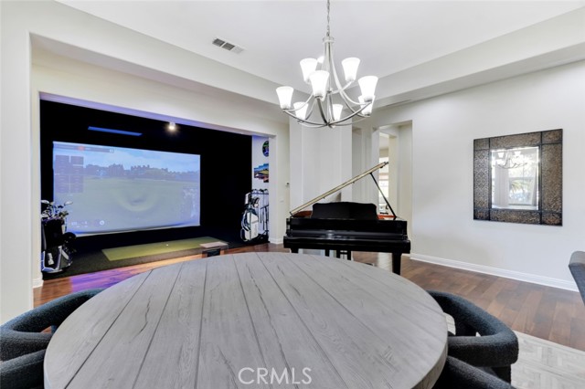 Detail Gallery Image 12 of 50 For 12826 via Donatello, Porter Ranch,  CA 91326 - 4 Beds | 4/1 Baths