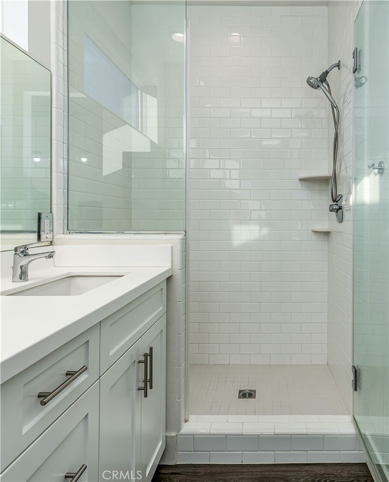 12234 Greenleaf Lane