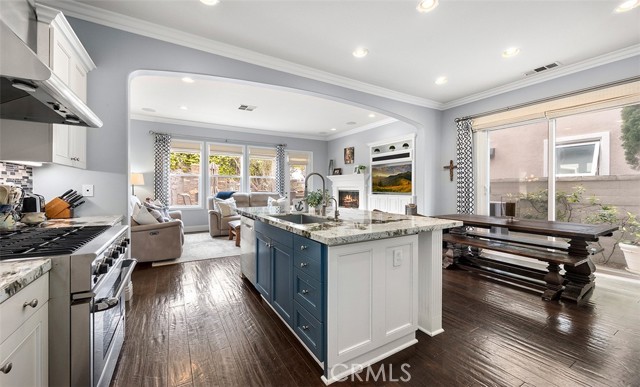 6615 Feather Drive, Huntington Beach CA: https://media.crmls.org/medias/f999ee0e-ecc7-49f8-8076-04402b5b047b.jpg
