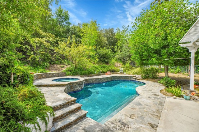 18500 Saint Moritz Drive, Tarzana (los Angeles), California 91356, 4 Bedrooms Bedrooms, ,3 BathroomsBathrooms,Residential,For Sale,18500 Saint Moritz Drive,CRSR24160134