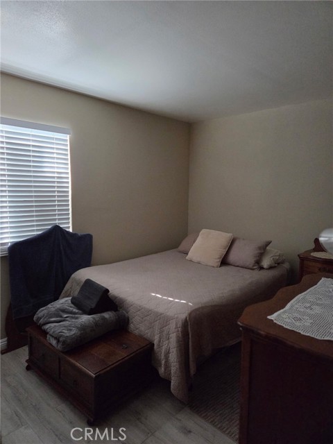 Detail Gallery Image 4 of 12 For 13200 13202 Wentworth St, Arleta,  CA 91331 - 5 Beds | 3 Baths