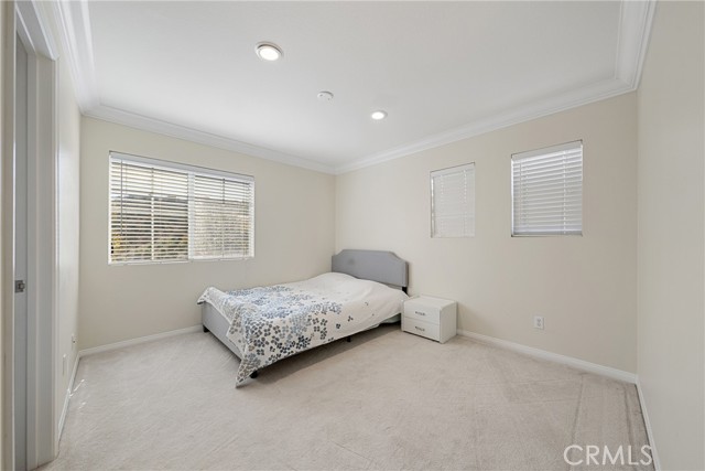 Detail Gallery Image 23 of 39 For 25418 Singleleaf St, Corona,  CA 92883 - 5 Beds | 3/1 Baths