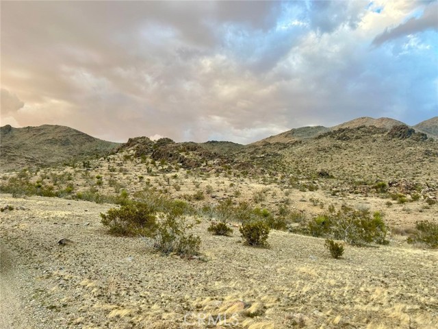 Detail Gallery Image 7 of 13 For 0 Lucerne Valley Cut off, Lucerne Valley,  CA 92356 - – Beds | – Baths