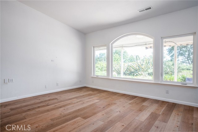 Image 17 of 50 For 4620 Wendlis Road