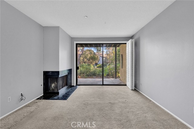 Detail Gallery Image 5 of 32 For 2538 W Macarthur, Unit E, Santa Ana,  CA 92704 - 2 Beds | 2 Baths