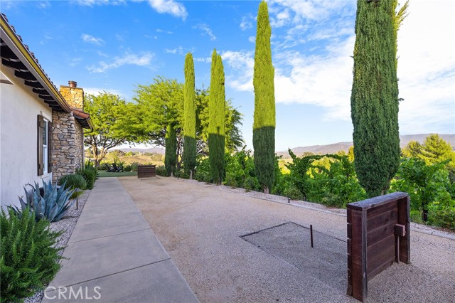 33260 Susan Grace Court, Temecula CA: https://media.crmls.org/medias/f9a18db4-d840-4674-ae98-3694c2a79a5c.jpg