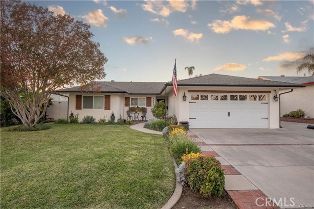 7680 Jadeite Avenue, Rancho Cucamonga CA: https://media.crmls.org/medias/f9a219c9-f376-48d7-bf87-5bdf554d433b.jpg