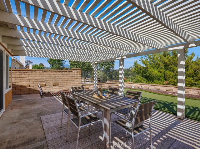 22182 Platino, Mission Viejo CA: https://media.crmls.org/medias/f9a21b70-1da5-4cd8-9f0a-13bd4d93582d.jpg