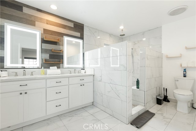 Detail Gallery Image 2 of 31 For 14709 Bodger Ave, Hawthorne,  CA 90250 - 3 Beds | 2 Baths