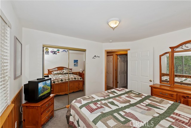 Detail Gallery Image 15 of 31 For 1394 La Crescenta Dr, Big Bear City,  CA 92314 - 3 Beds | 2 Baths