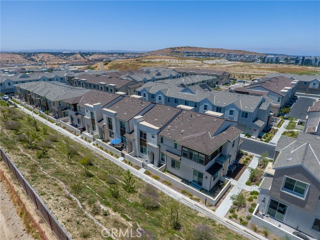 2106 Bluestone Circle, Chula Vista, California 91913, 3 Bedrooms Bedrooms, ,3 BathroomsBathrooms,Residential,For Sale,Bluestone Circle,PW24120519