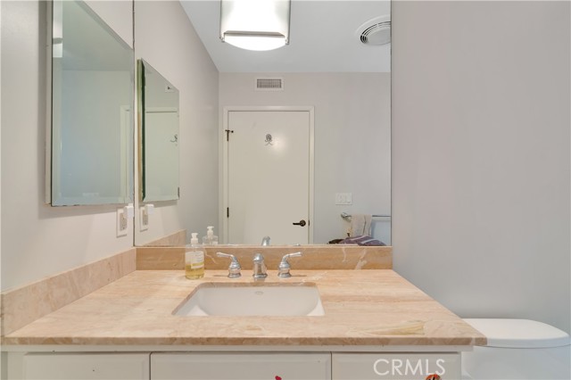 Detail Gallery Image 34 of 65 For 1419 Monterey, Hermosa Beach,  CA 90254 - 3 Beds | 2/1 Baths