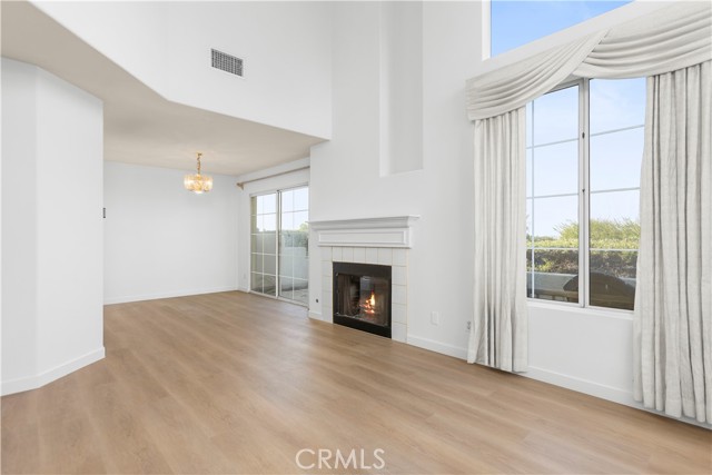 Detail Gallery Image 2 of 21 For 7839 E Quinn Dr, Anaheim Hills,  CA 92808 - 3 Beds | 2/1 Baths