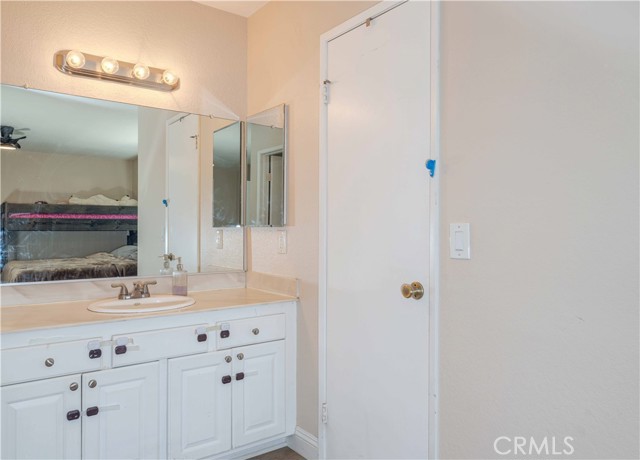 Detail Gallery Image 15 of 33 For 22412 Goldrush, Lake Forest,  CA 92630 - 3 Beds | 2 Baths